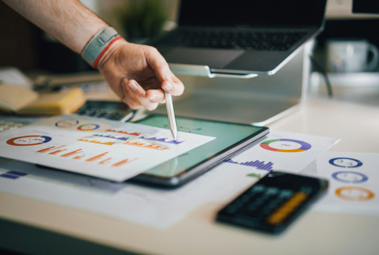 Life insurance or savings plan: which is better?